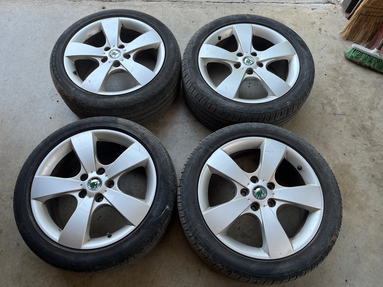 Джанти за Skoda Octavia, снимка 4 - Гуми и джанти - 55098922