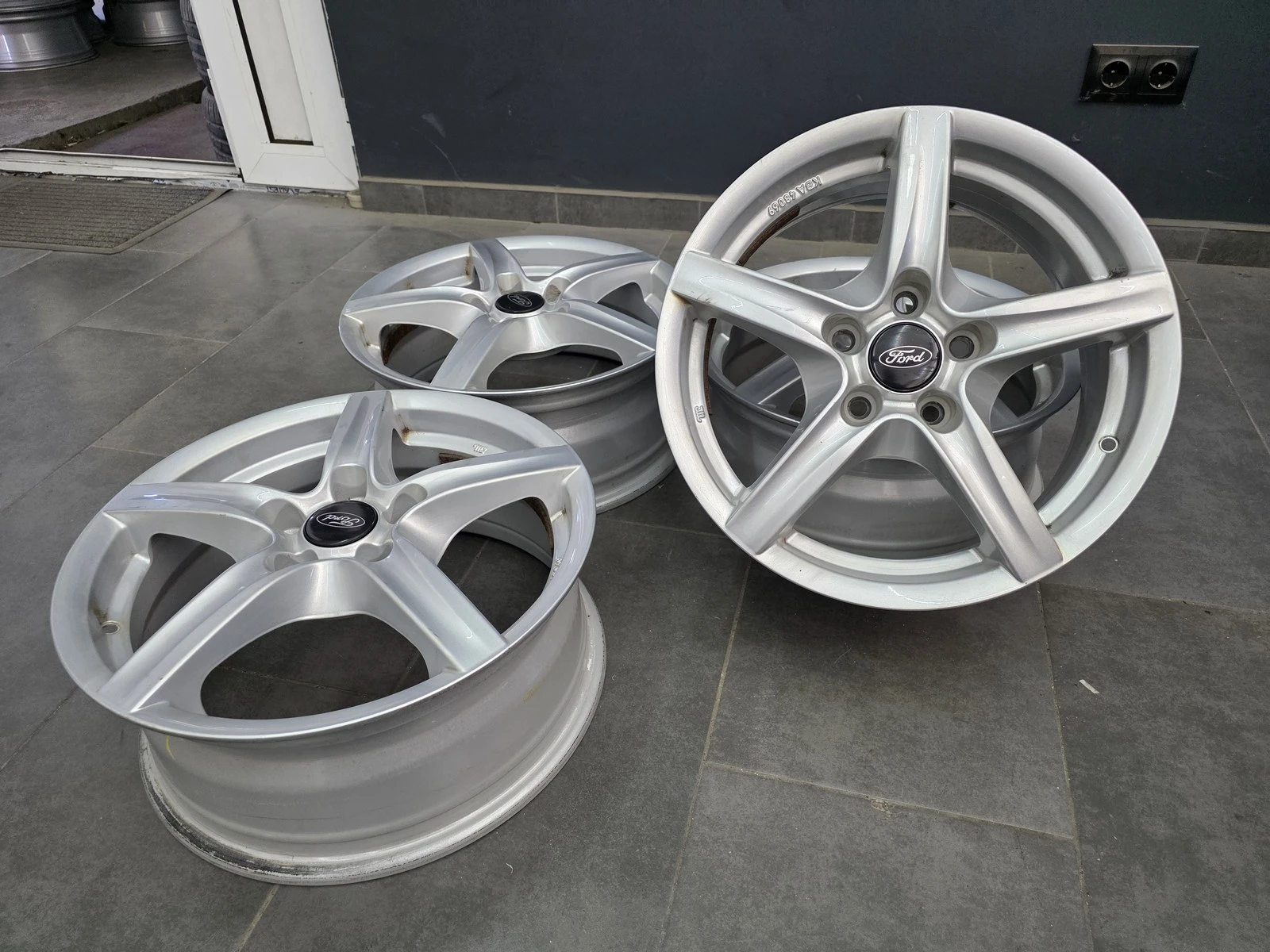 Джанти за Ford, снимка 2 - Гуми и джанти - 56723634