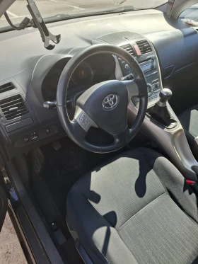 Toyota Auris D4-D - 3499 € / 6843.45 лв. - 19178429 6