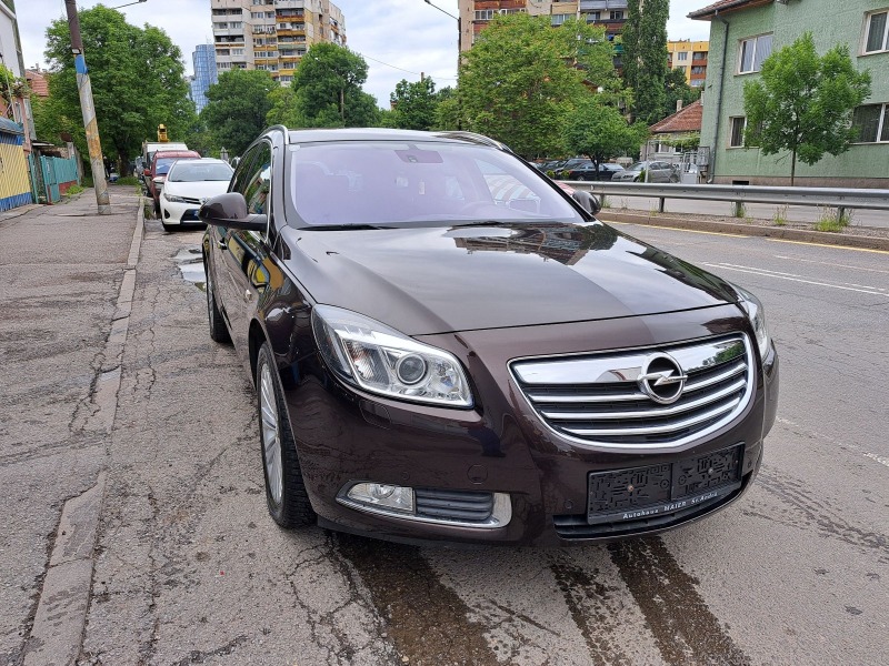 Opel Insignia 2.0 131к.с, снимка 1 - Автомобили и джипове - 45828982