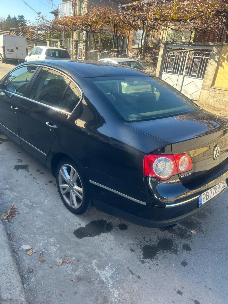 VW Passat 2.0FSI, снимка 2 - Автомобили и джипове - 47903200