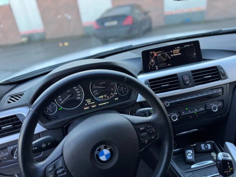 BMW 335 xd H/K* HUD* 8ZF * , снимка 10 - Автомобили и джипове - 48469360