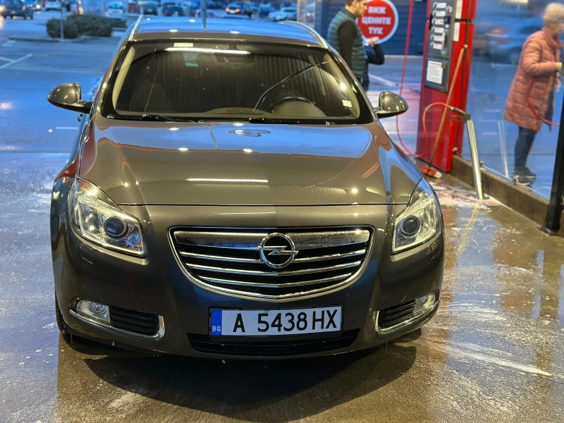 Opel Insignia, снимка 1 - Автомобили и джипове - 48149462