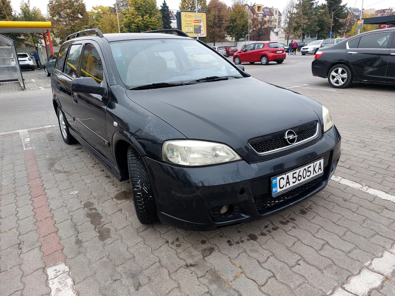 Opel Astra, снимка 1 - Автомобили и джипове - 48498258