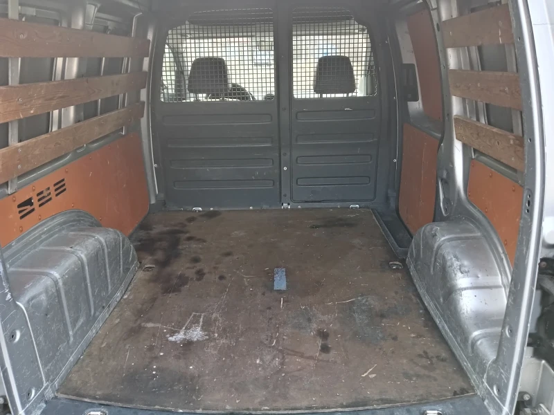 VW Caddy 1600kb.102kc, снимка 6 - Автомобили и джипове - 49249566