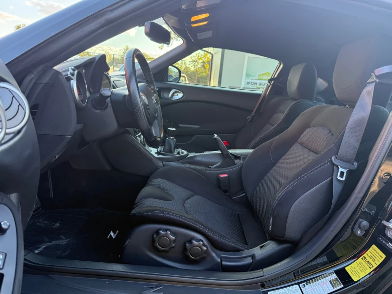 Nissan 370Z 3.7 TOP, снимка 12 - Автомобили и джипове - 50722703