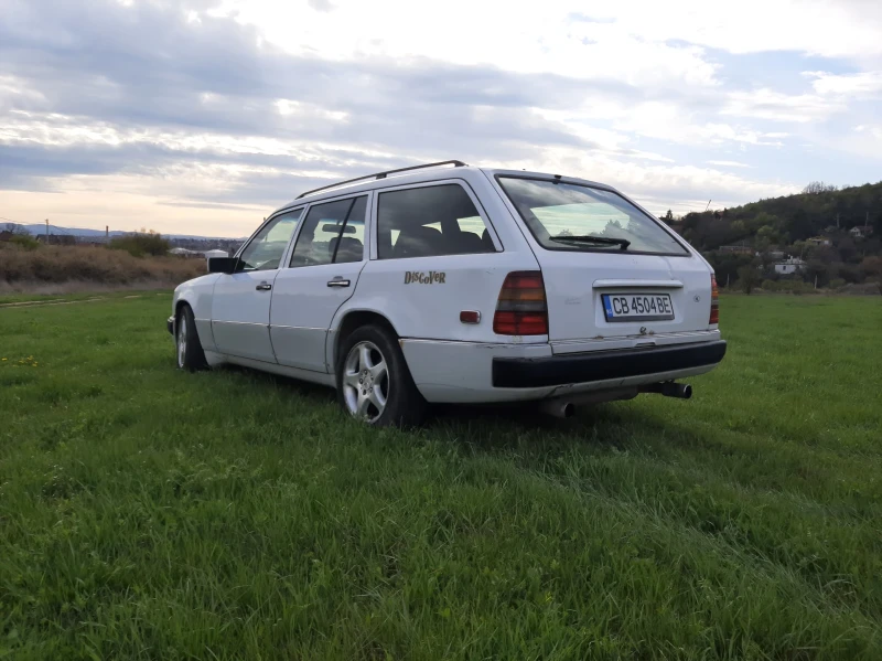 Mercedes-Benz 124 250д, снимка 2 - Автомобили и джипове - 52569978