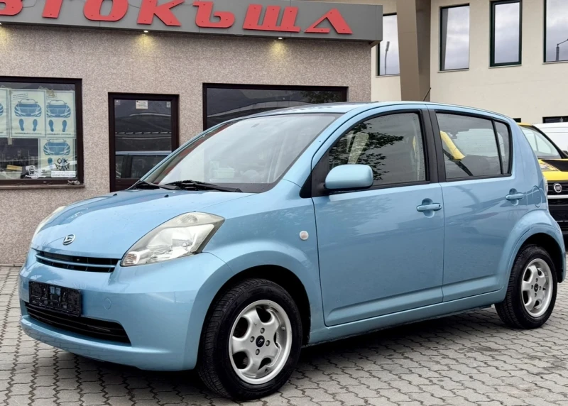 Daihatsu Sirion 1.3i / 4x4 / Климатик, снимка 2 - Автомобили и джипове - 51850419