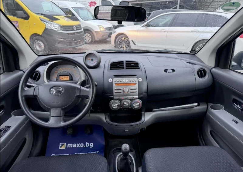 Daihatsu Sirion 1.3i / 4x4 / Климатик, снимка 9 - Автомобили и джипове - 51850419