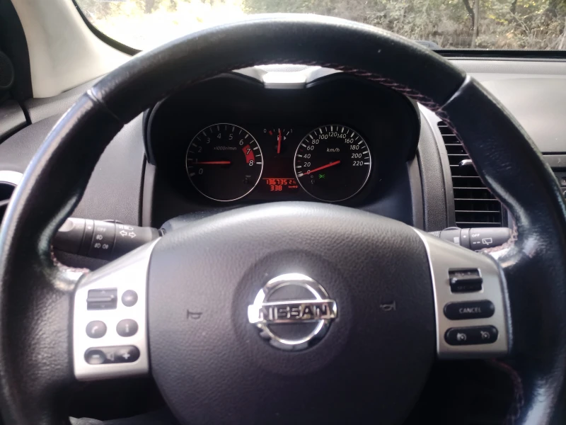Nissan Note 1.6, снимка 7 - Автомобили и джипове - 52419486