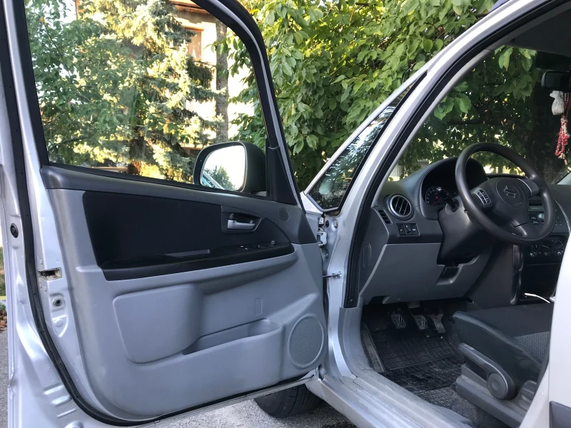 Suzuki SX4 SX4, снимка 6 - Автомобили и джипове - 52485343