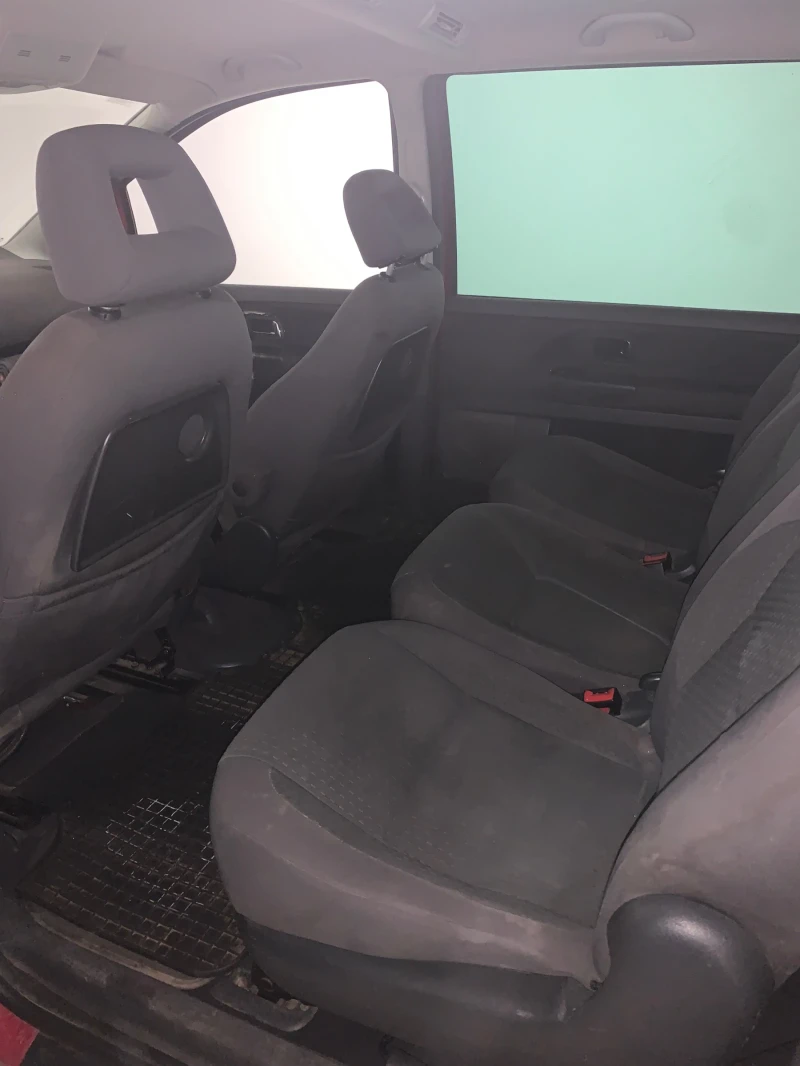 VW Sharan 1.8Бензин/LPG 150кс.Автоматик!, снимка 5 - Автомобили и джипове - 52811470