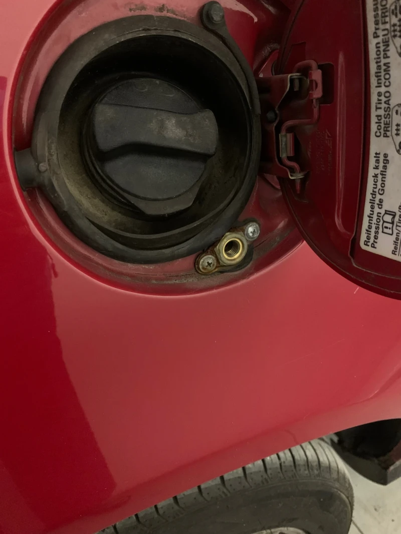 VW Sharan 1.8Бензин/LPG 150кс.Автоматик!, снимка 13 - Автомобили и джипове - 52811470