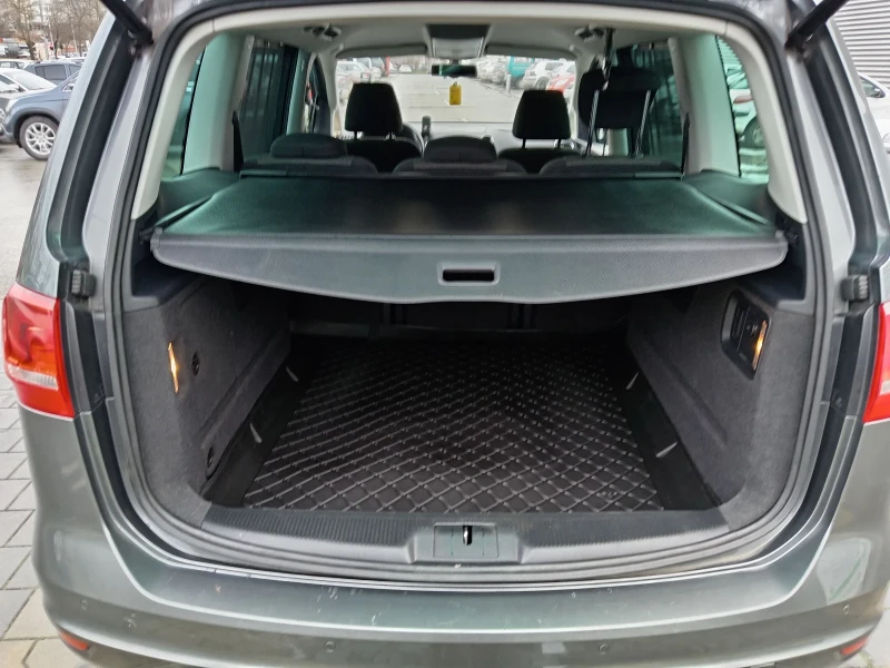 VW Sharan 2.0-140 , снимка 13 - Автомобили и джипове - 53342622