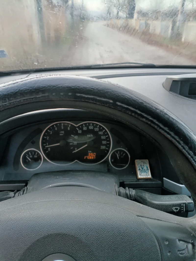 Opel Meriva, снимка 7 - Автомобили и джипове - 53215402