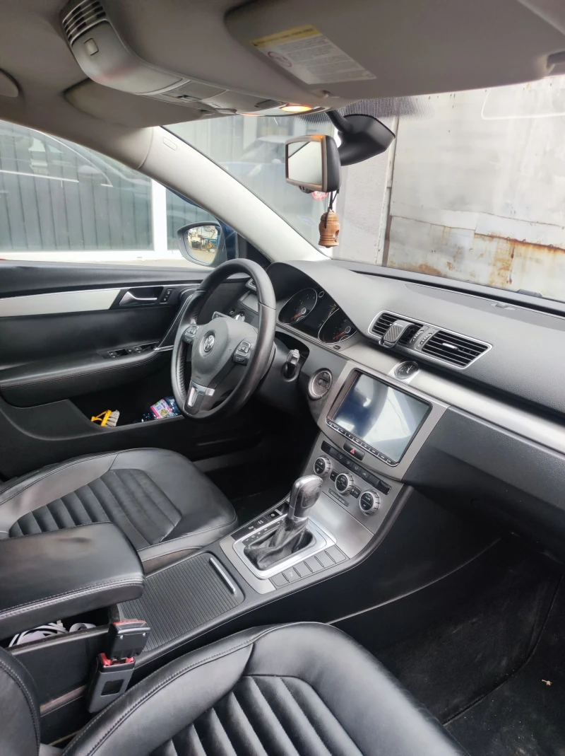 VW Passat 1.4TSI с оригинален метан, снимка 14 - Автомобили и джипове - 53235137