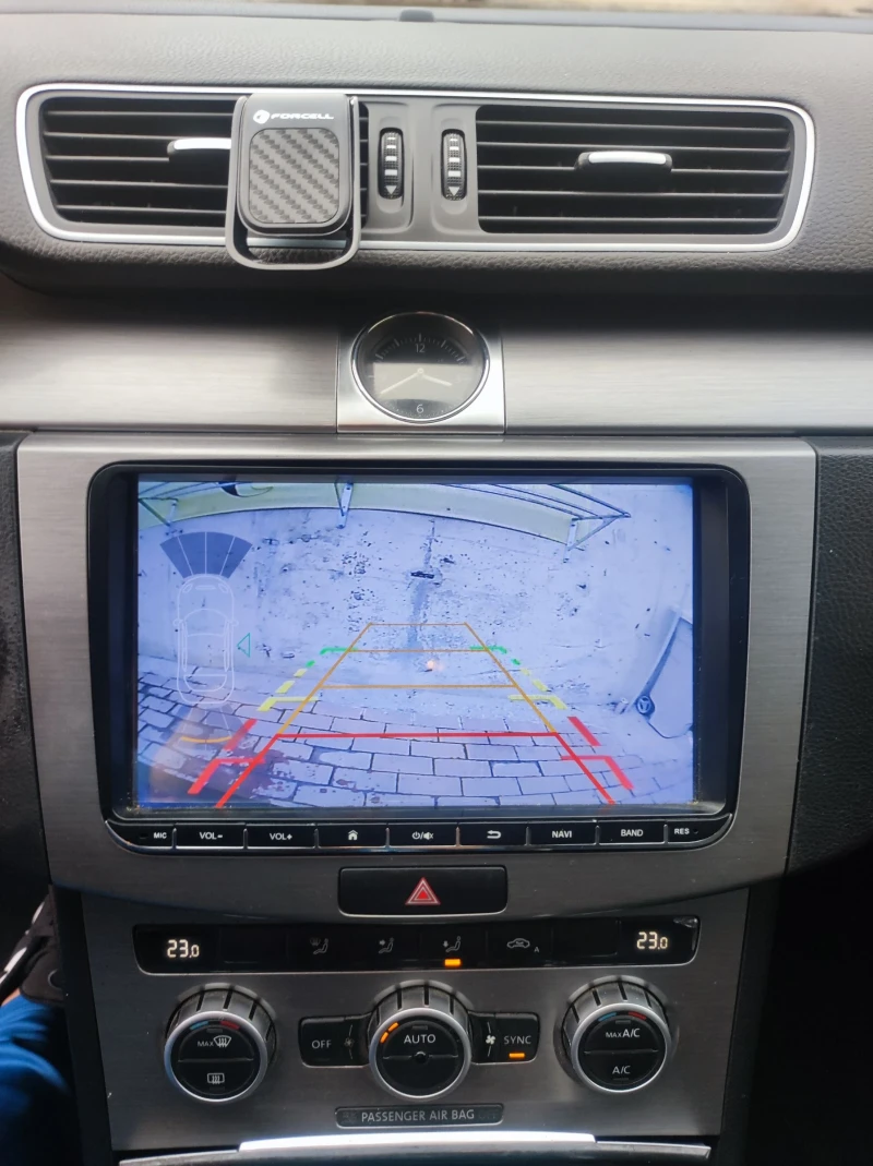 VW Passat 1.4TSI с оригинален метан, снимка 15 - Автомобили и джипове - 53235137