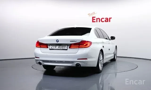 BMW 520 D | LUXURY EDITION SPECIAL | ШИБЕДАХ | HEAX UP | , снимка 4 - Автомобили и джипове - 55565366