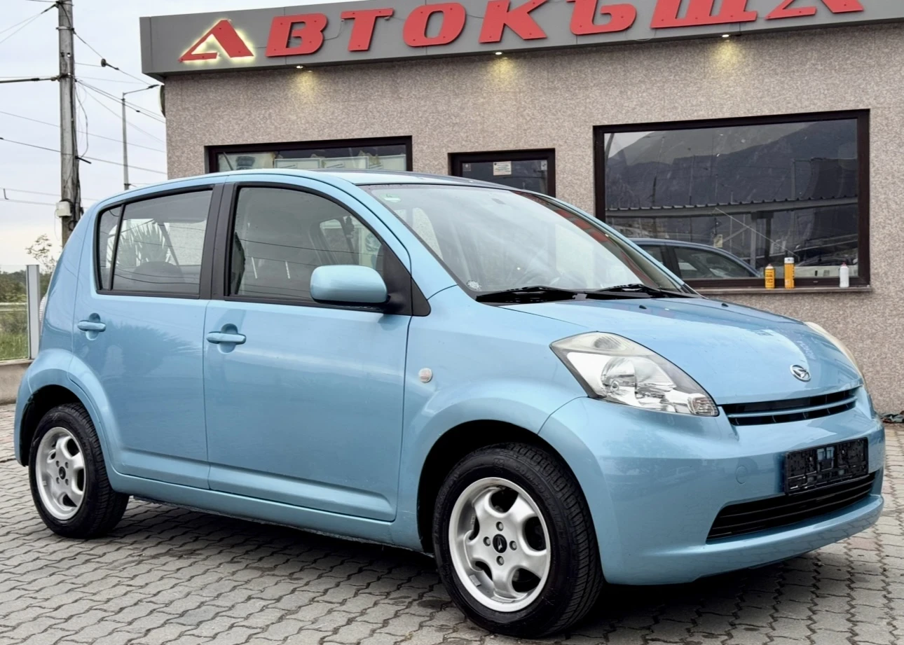 Daihatsu Sirion 1.3i / 4x4 / Климатик, снимка 1