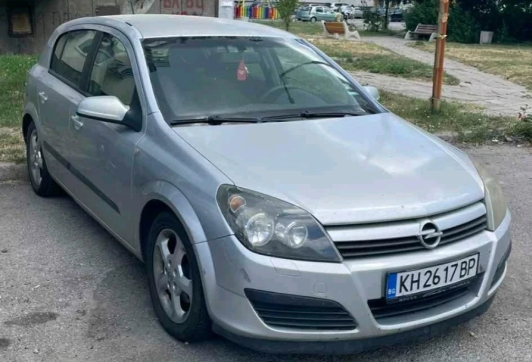 Opel Astra 1.7 CDTI, снимка 1