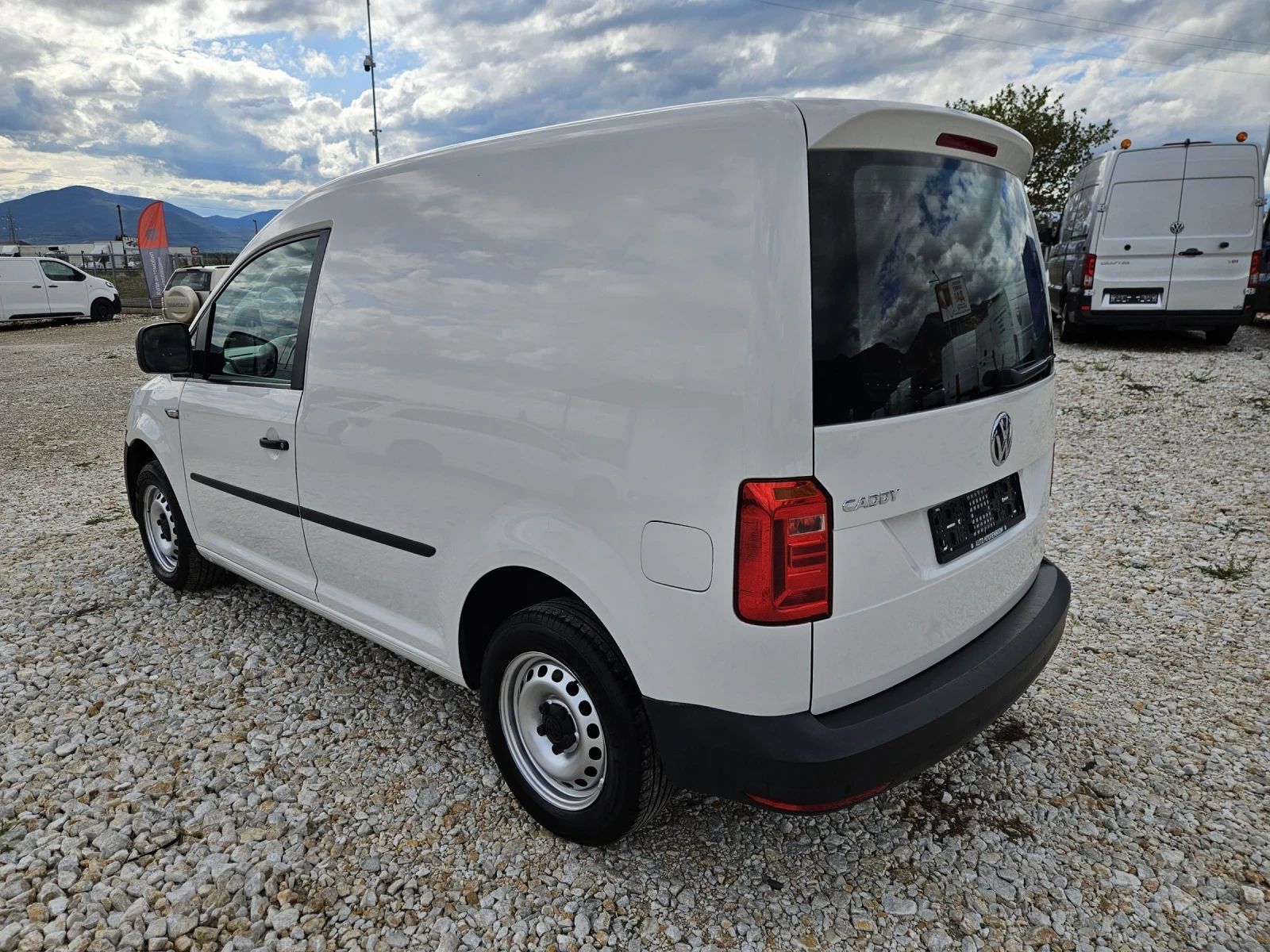 VW Caddy 2.0 TDI, Нави, Клима - изображение 3