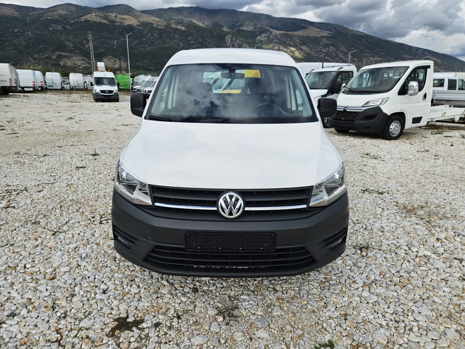 VW Caddy 2.0 TDI, Нави, Клима - изображение 8