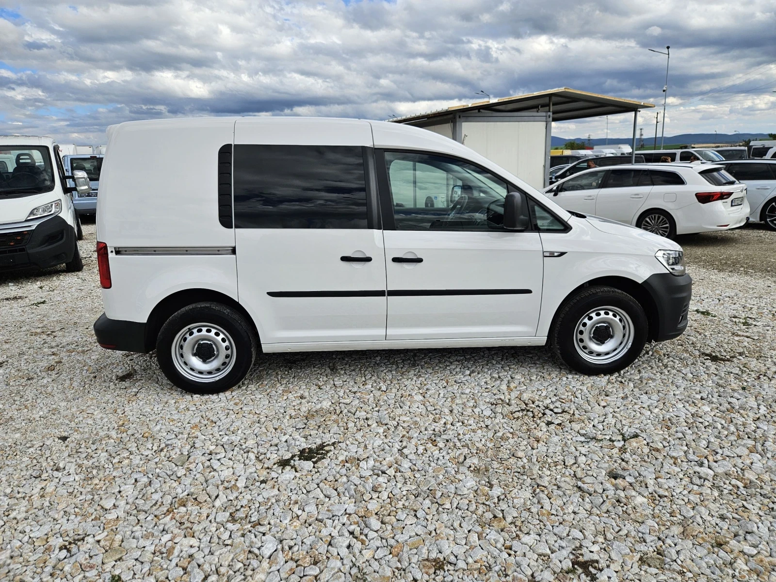 VW Caddy 2.0 TDI, Нави, Клима - изображение 6