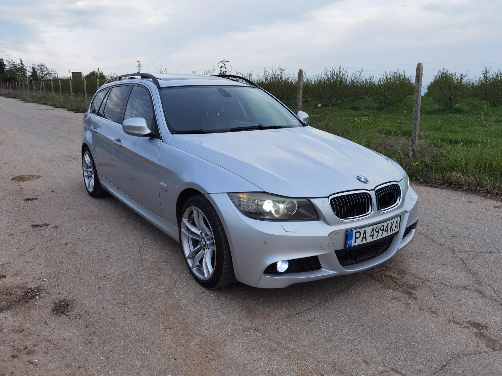 BMW 330 Xdrive - изображение 2