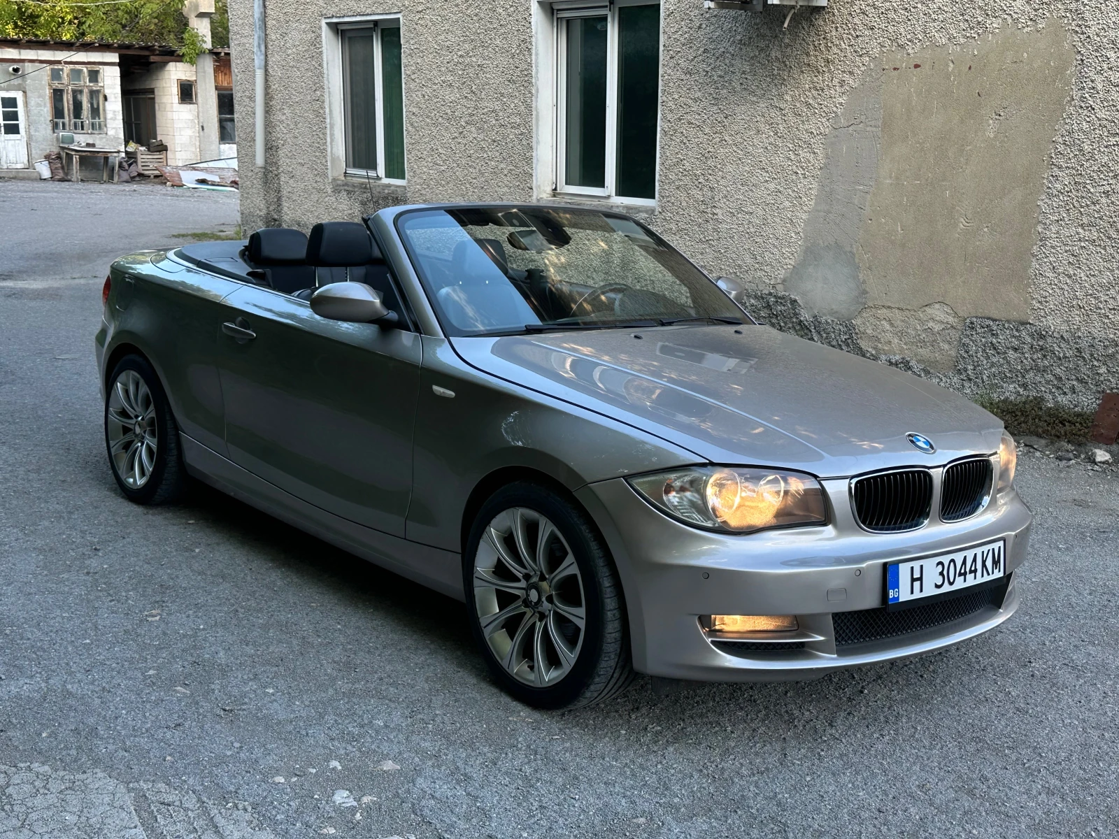 BMW 120 ПОДГРЕВ/ ПАРКТРОНИК - изображение 4