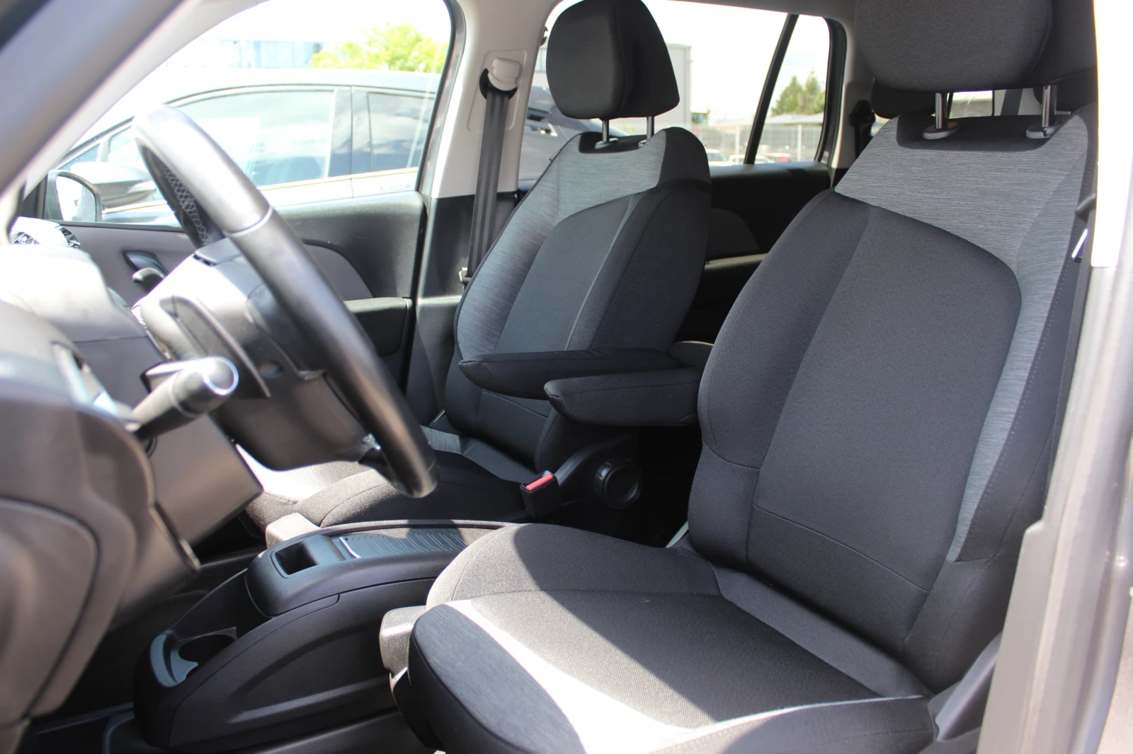 Citroen C4 SPACETOURER 1.5 131HP BVA Е6/2101R07 - изображение 10