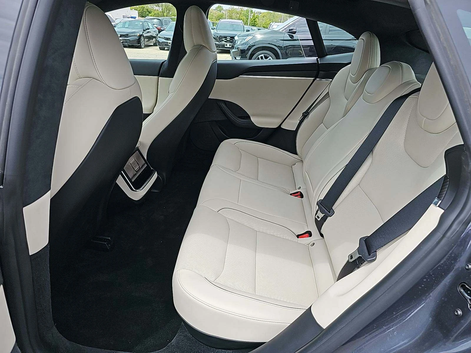 Tesla Model S PLAID CARFAX АВТО КРЕДИТ  - изображение 10