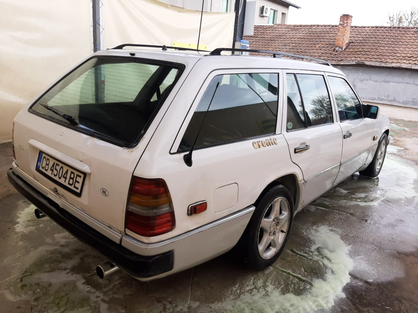 Mercedes-Benz 124 250д - изображение 3