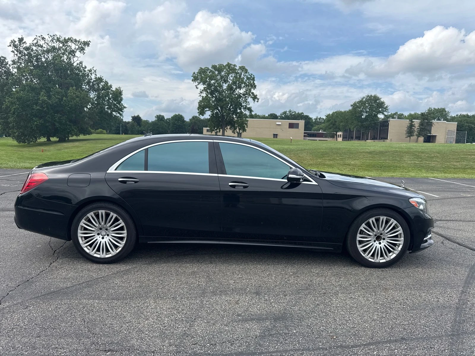 Mercedes-Benz S 500 AMG* PACK* BURMESTER* ОБДУХВАНЕ* МАСАЖ* КАМЕРА* ПО - изображение 5