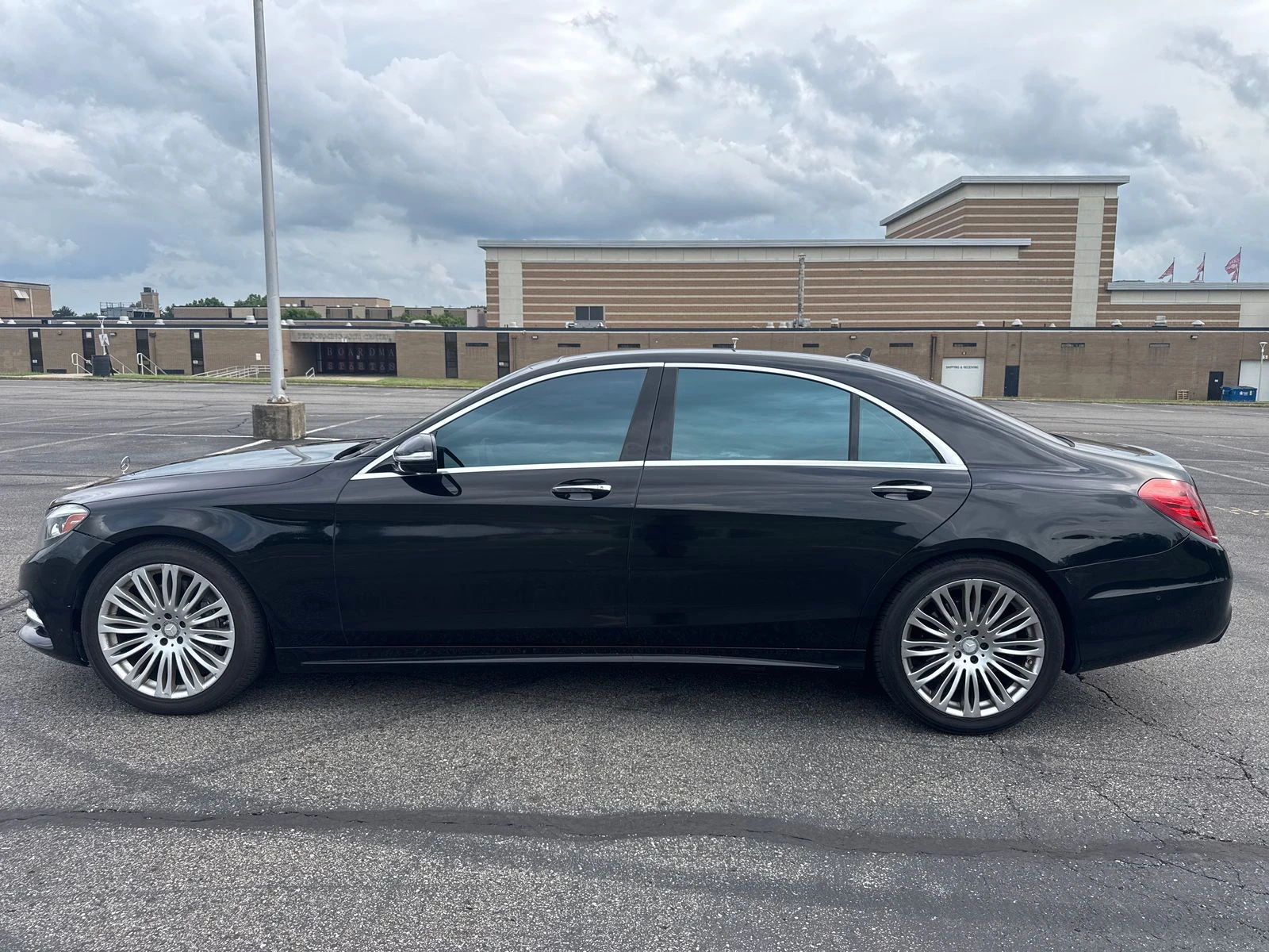 Mercedes-Benz S 500 AMG* PACK* BURMESTER* ОБДУХВАНЕ* МАСАЖ* КАМЕРА* ПО - изображение 6