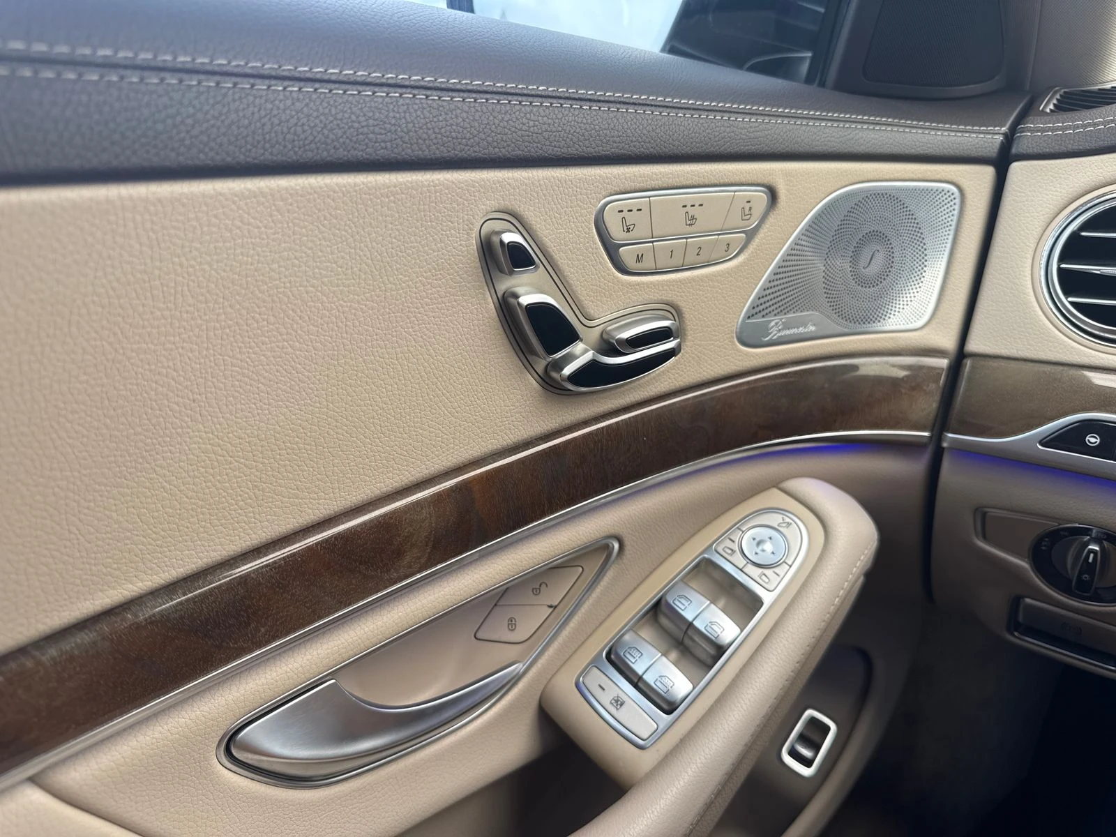 Mercedes-Benz S 500 AMG* PACK* BURMESTER* ОБДУХВАНЕ* МАСАЖ* КАМЕРА* ПО - изображение 9