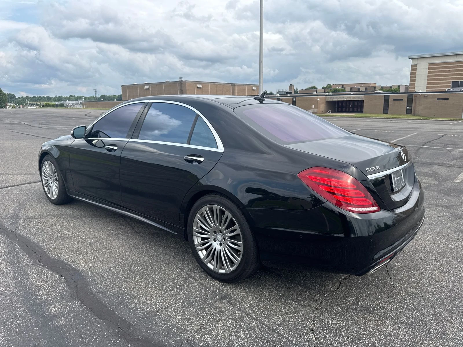 Mercedes-Benz S 500 AMG* PACK* BURMESTER* ОБДУХВАНЕ* МАСАЖ* КАМЕРА* ПО - изображение 4