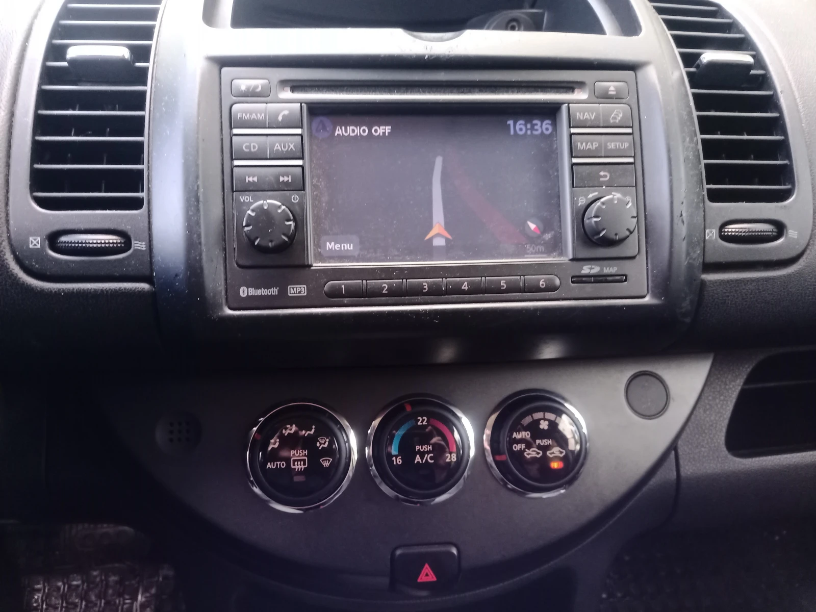 Nissan Note 1.6 - изображение 9