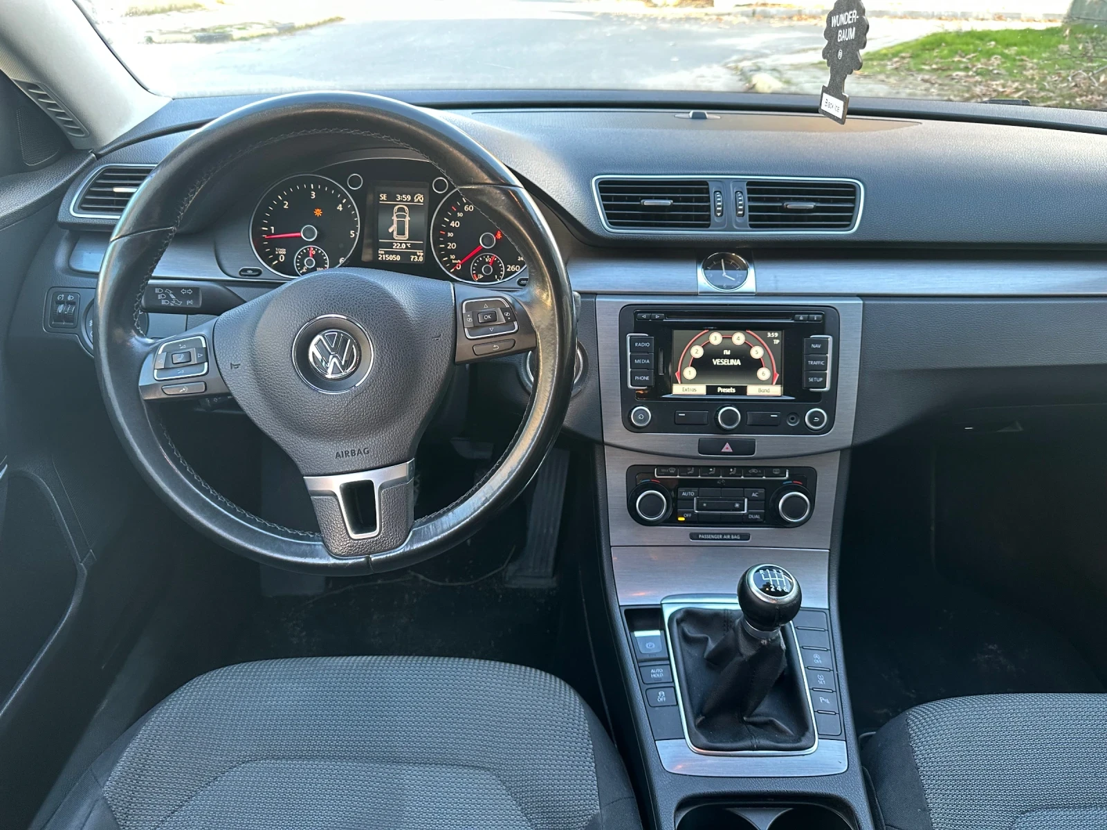 VW Passat 1.6TDI | Mobile.bg   7