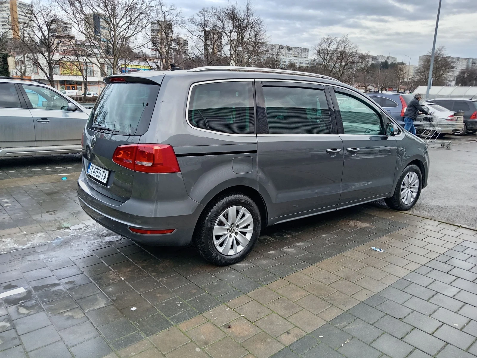 VW Sharan 2.0-140  - изображение 6