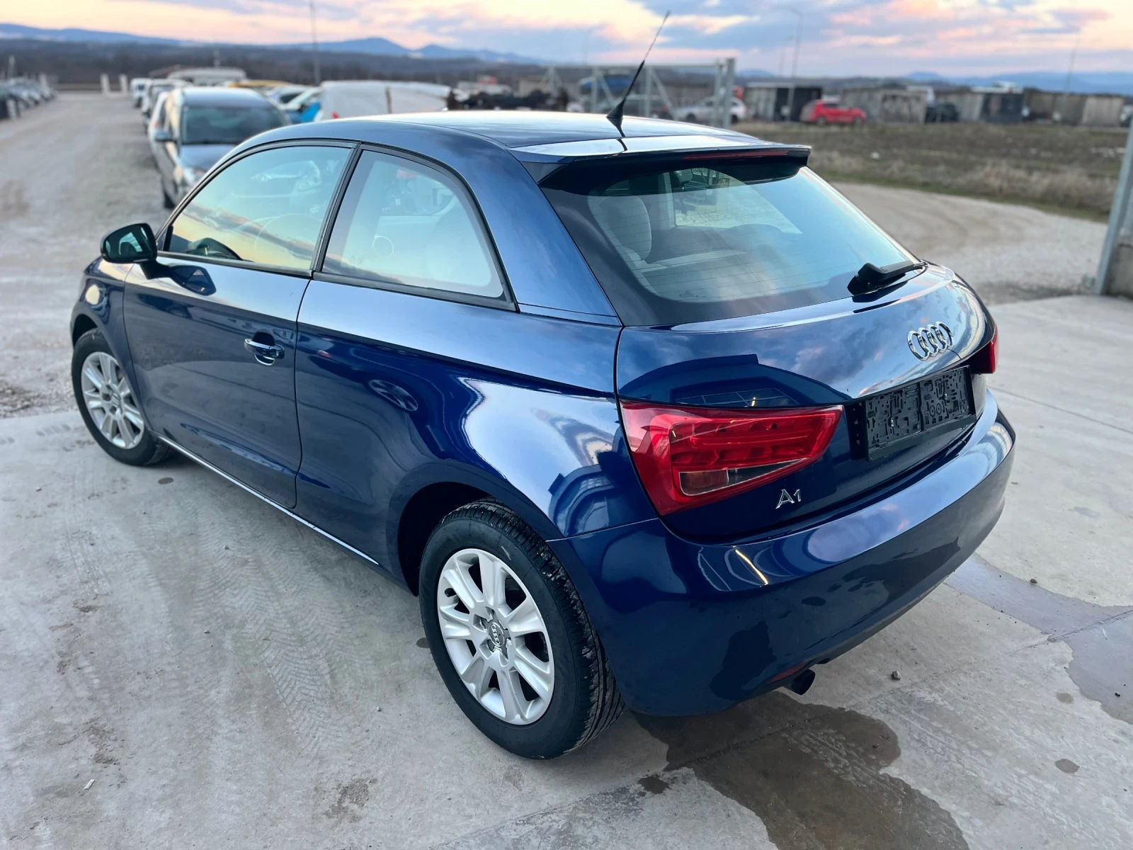 Audi A1 132000км - изображение 6