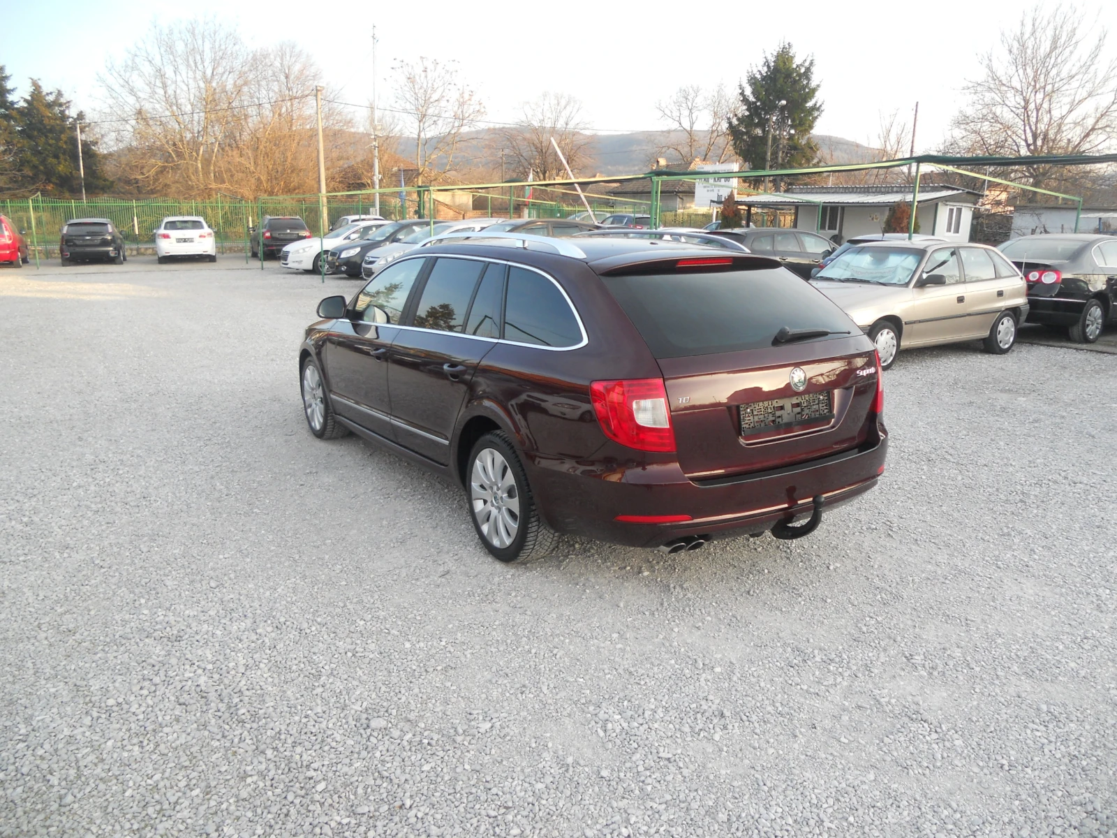 Skoda Superb 2.0TDI ЛИЗИНГ!!! 140 КОНСКИ СИЛИ, снимка 3 - Автомобили и джипове - 53815782