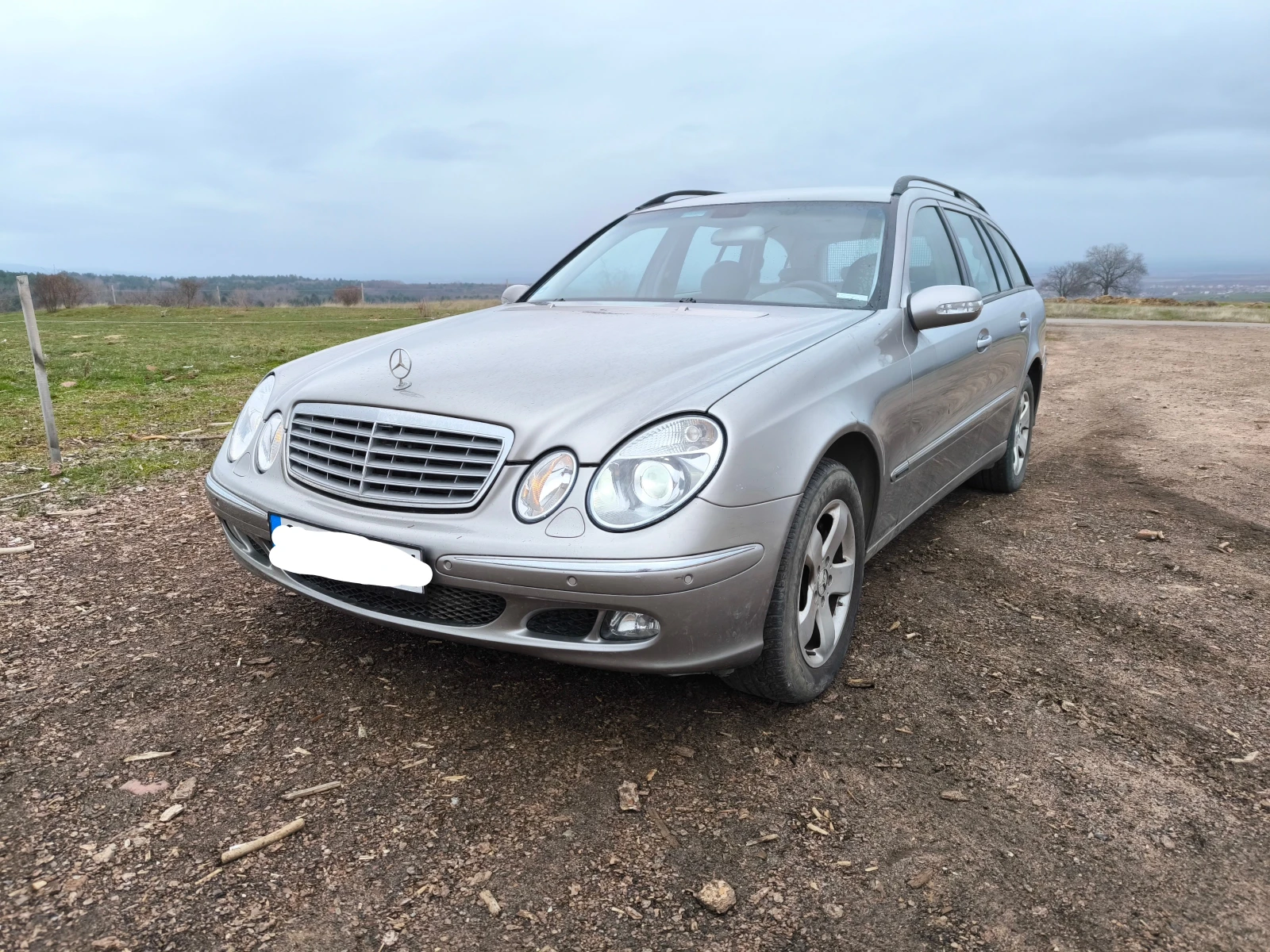Mercedes-Benz E 320, снимка 2 - Автомобили и джипове - 54059476