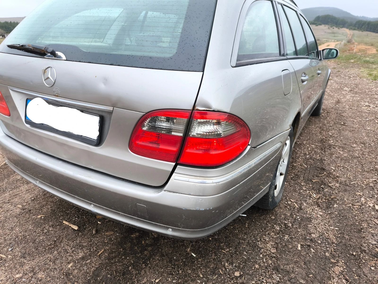 Mercedes-Benz E 320, снимка 5 - Автомобили и джипове - 54059476