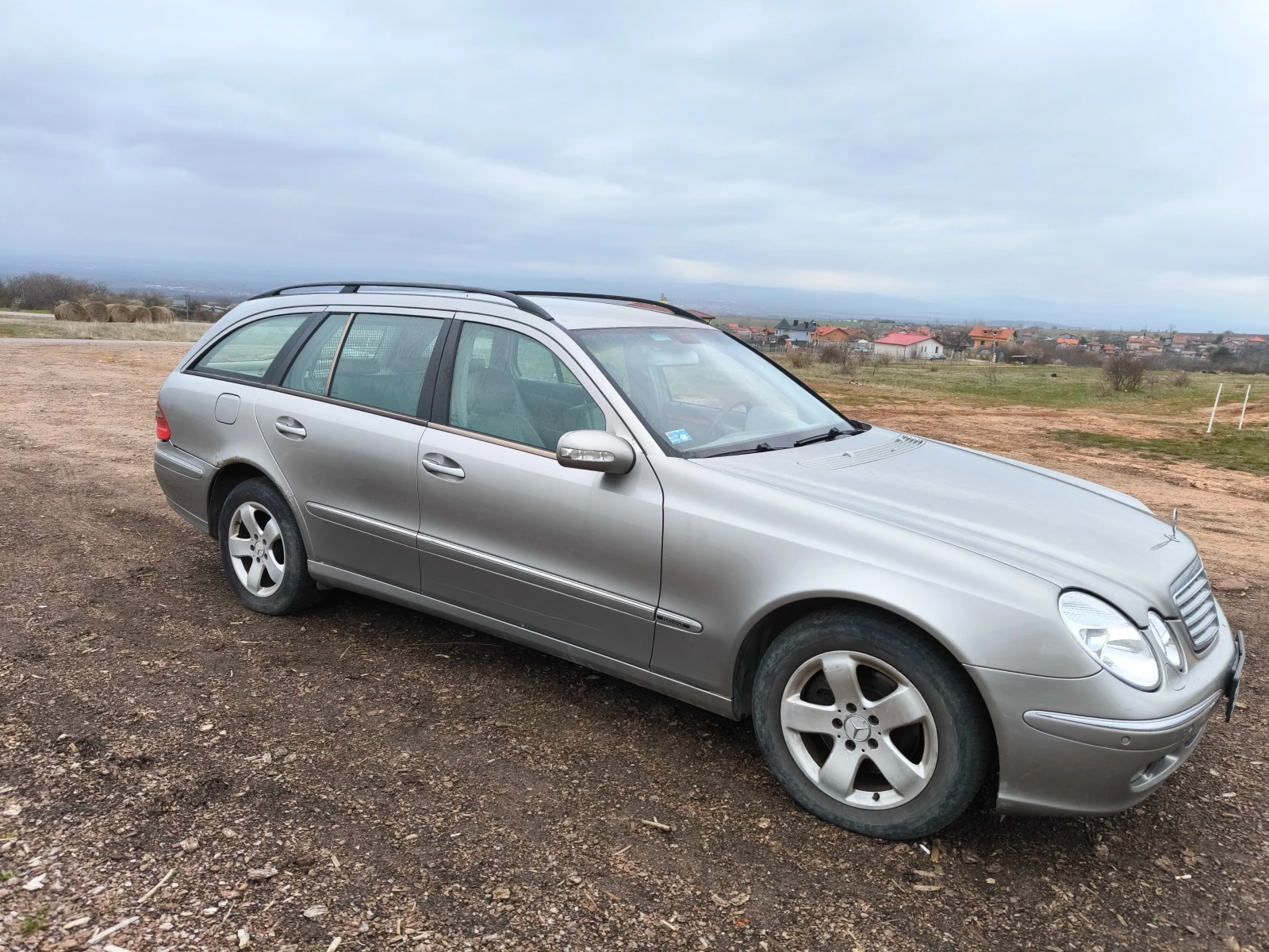 Mercedes-Benz E 320, снимка 8 - Автомобили и джипове - 54059476