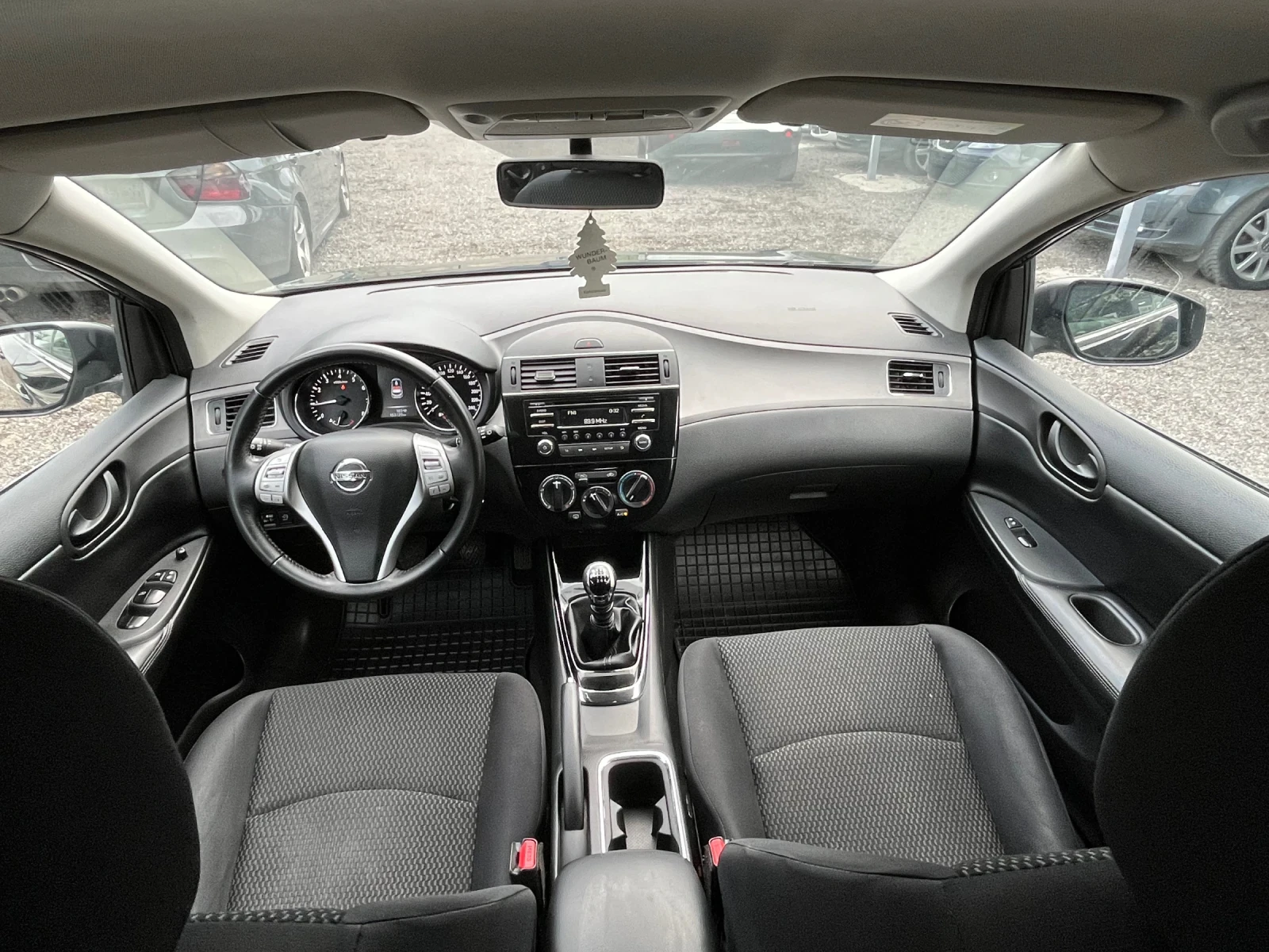 Nissan Pulsar 1.2i 115кс Turbo, снимка 10 - Автомобили и джипове - 54486920