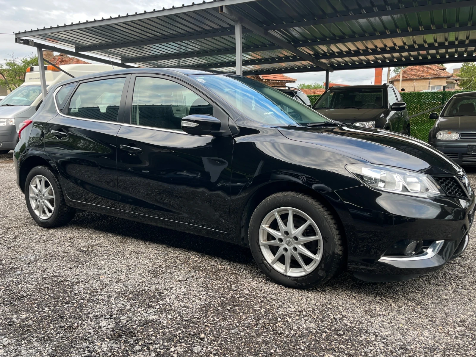 Nissan Pulsar 1.2i 115кс Turbo, снимка 3 - Автомобили и джипове - 54486920