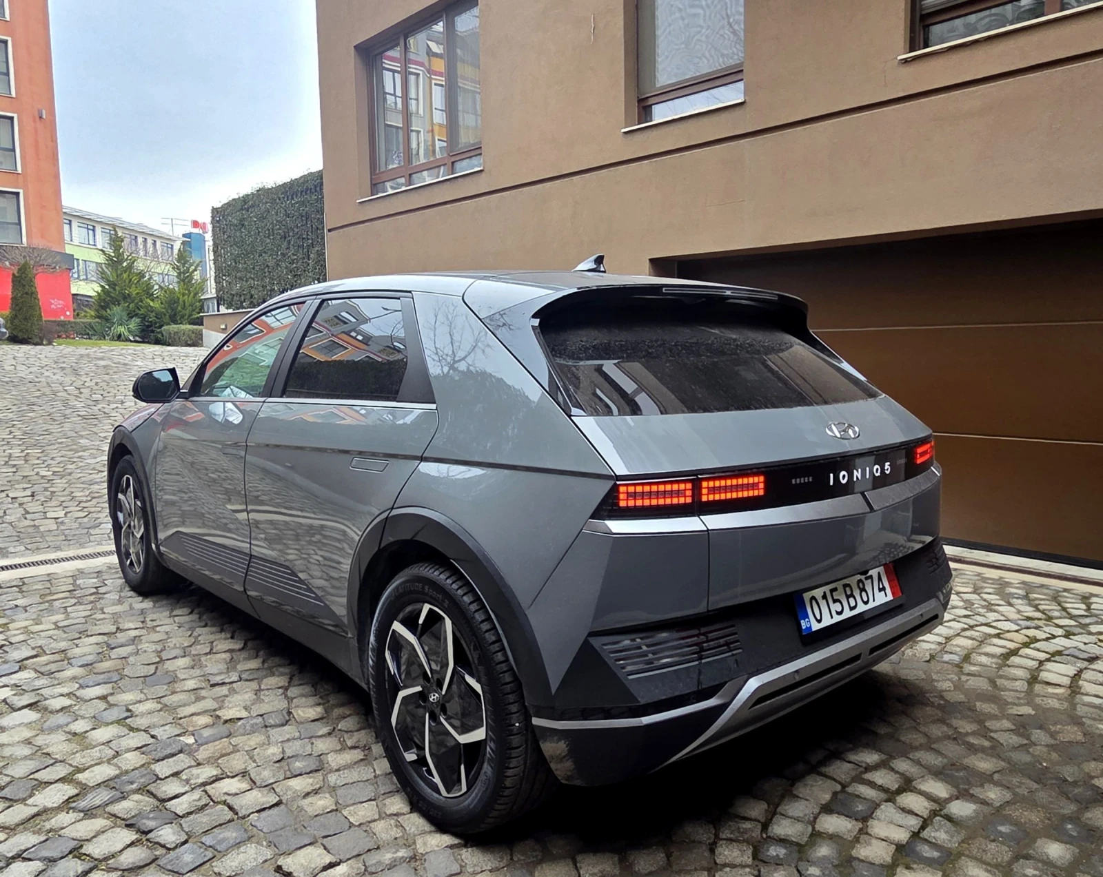 Hyundai Ioniq 5 AWD/Uniq/Long Range, снимка 4 - Автомобили и джипове - 54694641