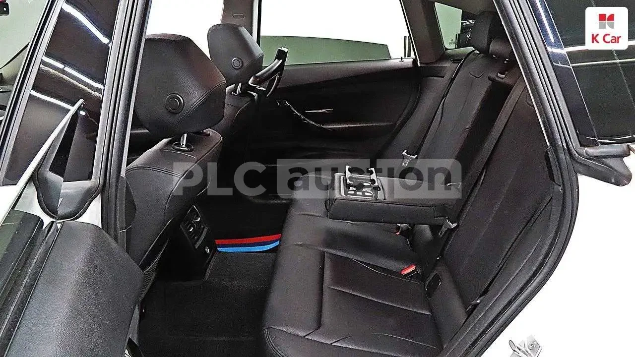 BMW 5 Gran Turismo 2.0L| HUD| PANO| 360CAM| AMBIENT| , снимка 14 - Автомобили и джипове - 54928261