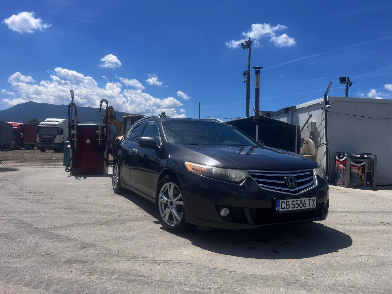 Honda Accord 2.4 ГАЗ, снимка 7 - Автомобили и джипове - 55137453