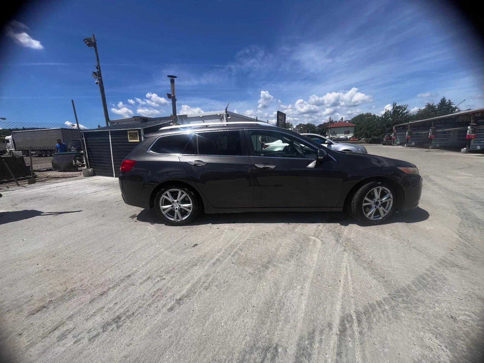 Honda Accord 2.4 ГАЗ, снимка 11 - Автомобили и джипове - 55137453